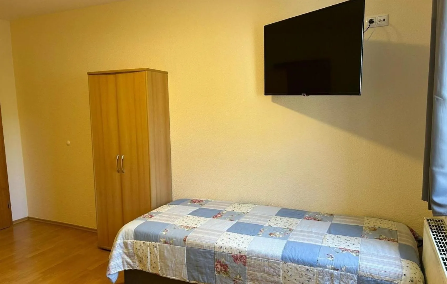 Ferienwohnung Falkeneck Lautertal  0*, Lautertal (Bavaria) Tyskland